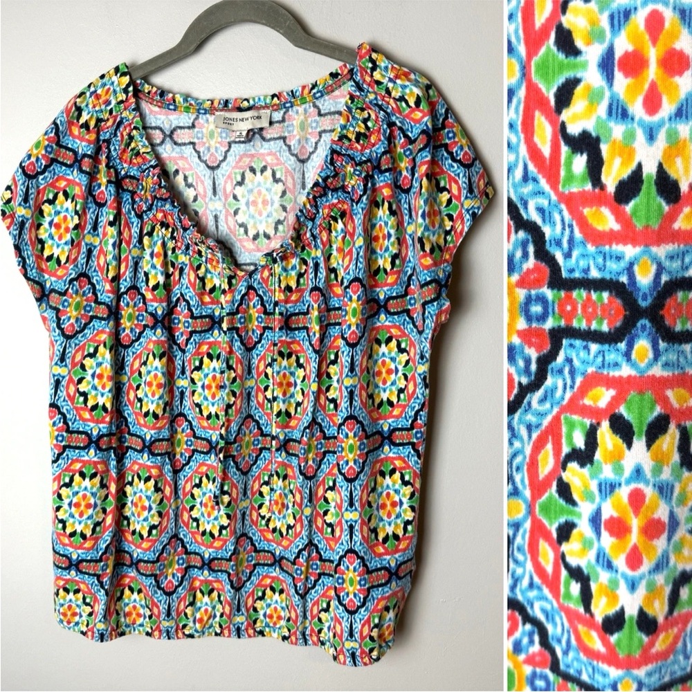 Jones New York Top Size XL Short Cap Sleeves Tie Front Cotton Colorful Casual